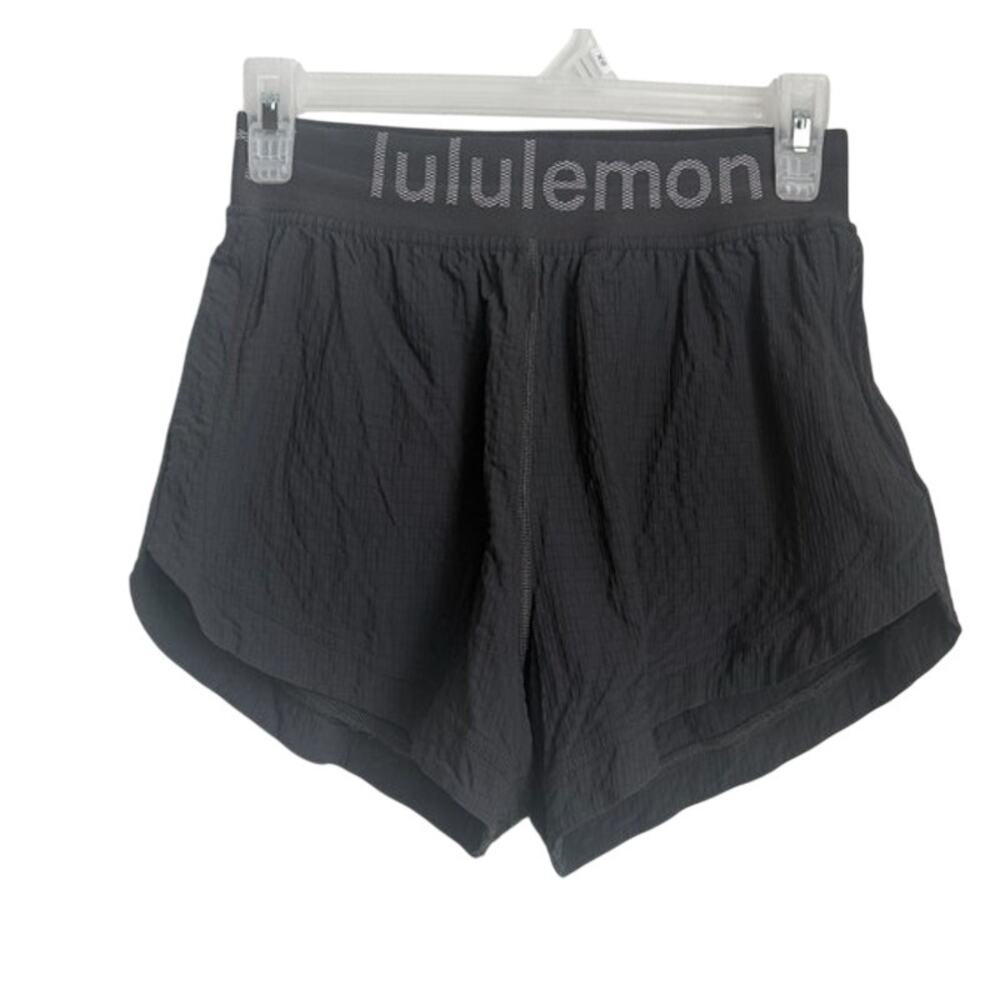 Lululemon Logo Waistband High-Rise Training Short Size 4